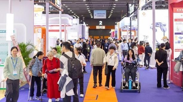 智能科技为特殊群体点亮生活！残特奥会“科技助残”博览会开幕