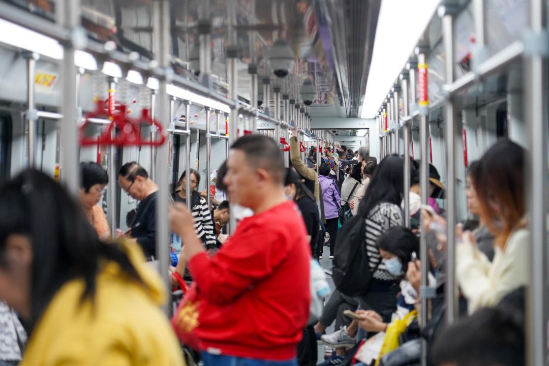 跻身全国第二！广州地铁11月客流量创新高