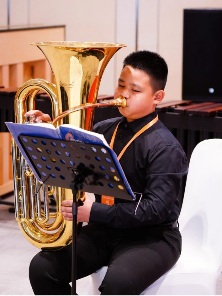 不负“号”时光：13岁区智燊的舞台、汗水与湾区回响