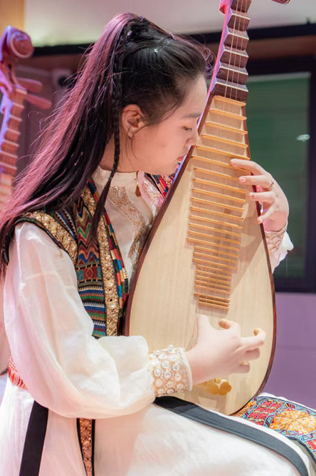 湾乐点亮成长，星海照见未来：多面少女朱美豫的逐梦乐章