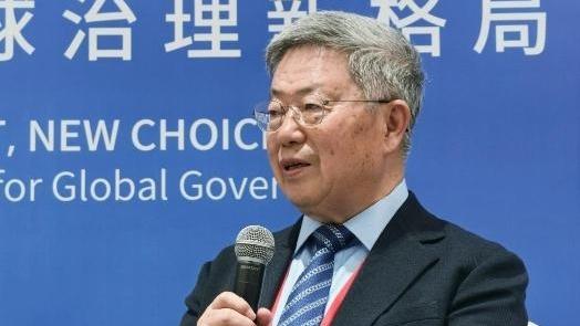 迟福林:“剥洋葱”式读懂中国大市场 | 读懂中国