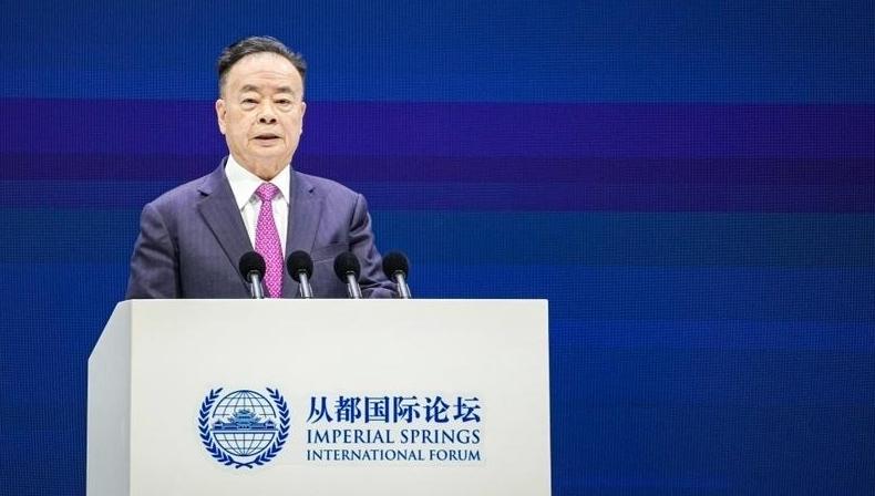 澳中友好交流协会会长周泽荣:从都国际论坛已成为我国民间外交重要平台