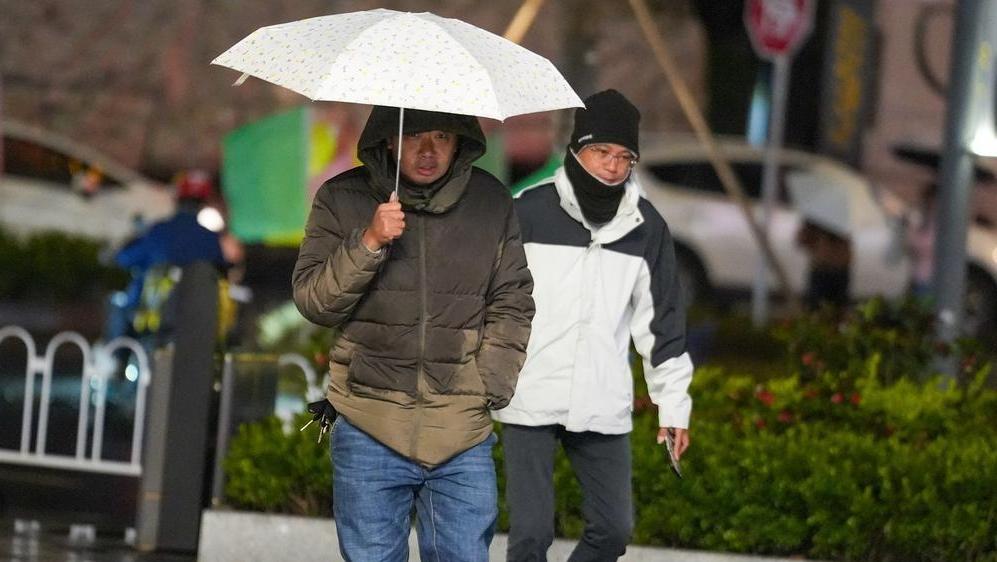 寒潮明起全国“发货”!冷空气12日晚抵粤,广州市区气温或跌破10℃