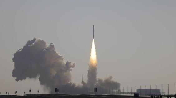 中山大学学生自主研制的立方星在酒泉成功发射