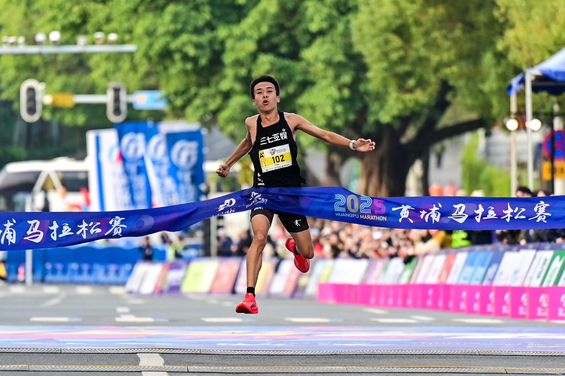 2025黄埔马拉松赛半程马拉松成绩新鲜出炉→