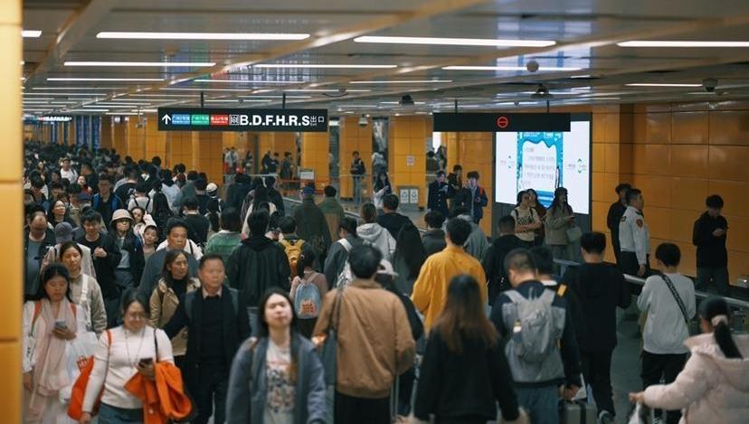 又创纪录!元旦假期广州地铁客流日日过千万,创出非工作日历史新高