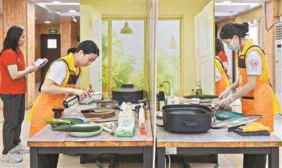 广州在技能评价与培训方面成效显著 多项指标位居全省前列