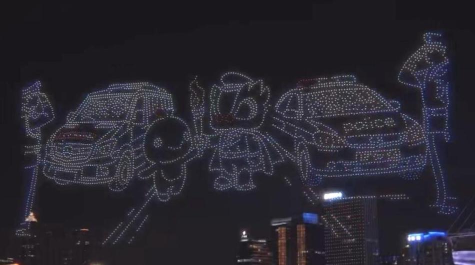 4400架次无人机绽放夜空：广州110守护平安40载