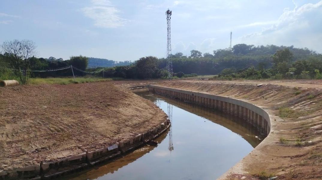 专业团队+分段施策,广州水塘河道清淤有妙招