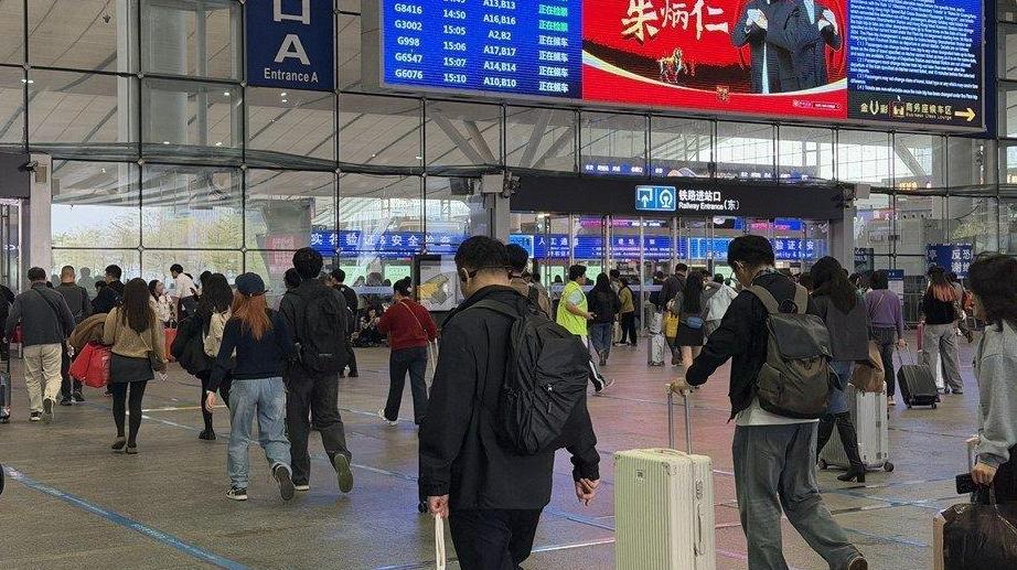 广铁2026年春运务工人员购票启动，个人可线上预约