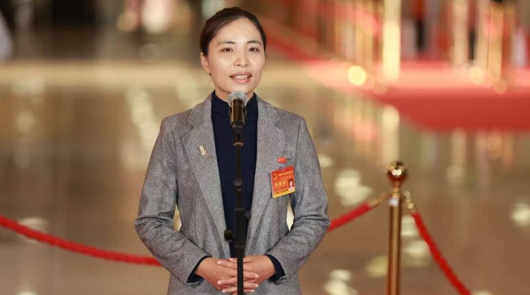 代表通道｜吴小丽：我是一名新农人，更是一名人大代表，代表建议是用脚走出来的